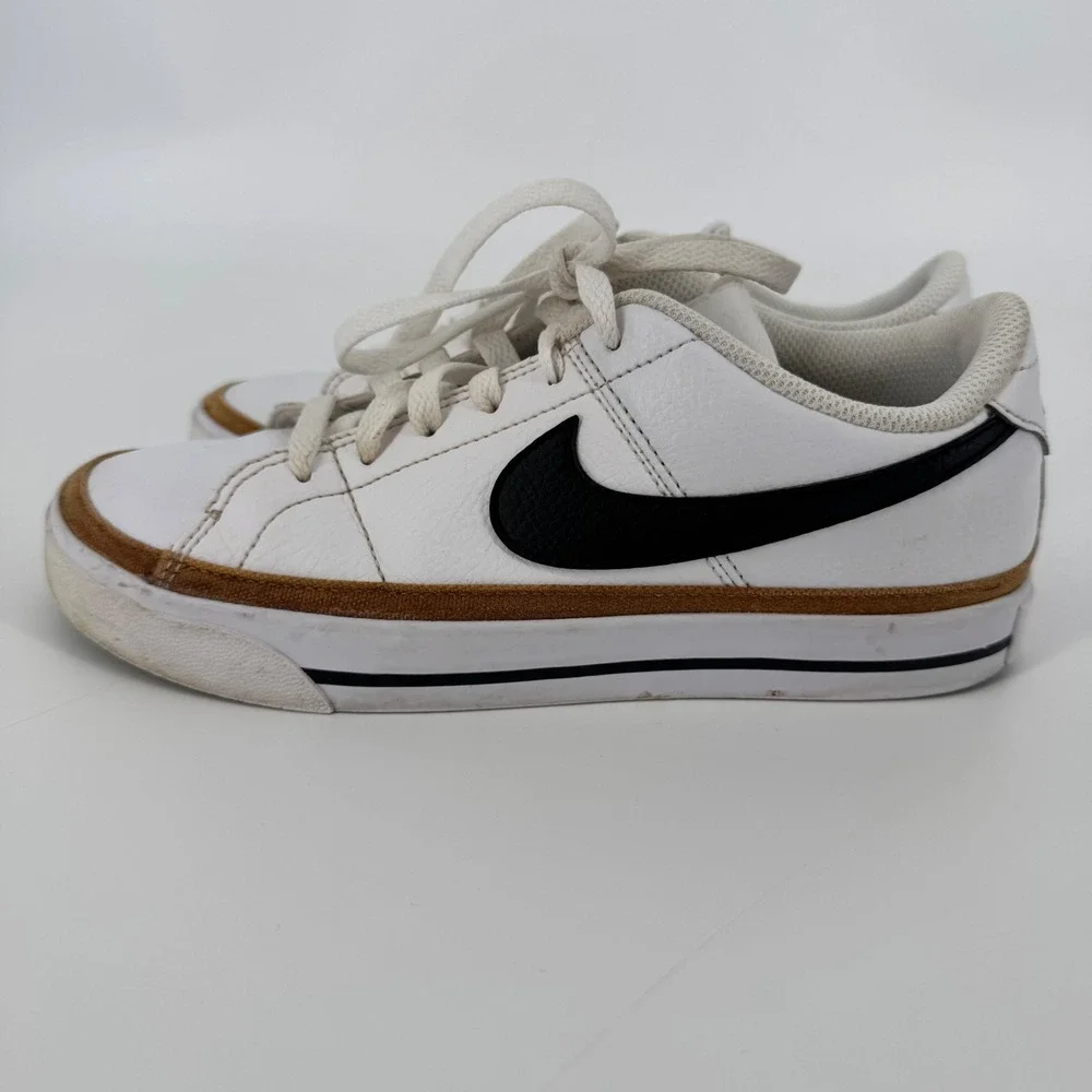 Nike Court Royale 2 Low CU4149-102‎ White Black Gum Women's Size 6 Leather Shoes